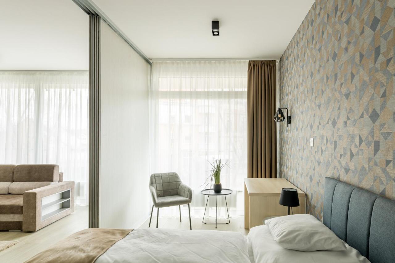 Parizs Garden Apartments Ντέμπρετσεν Εξωτερικό φωτογραφία