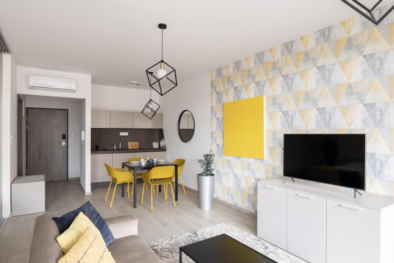 Parizs Garden Apartments Ντέμπρετσεν Εξωτερικό φωτογραφία