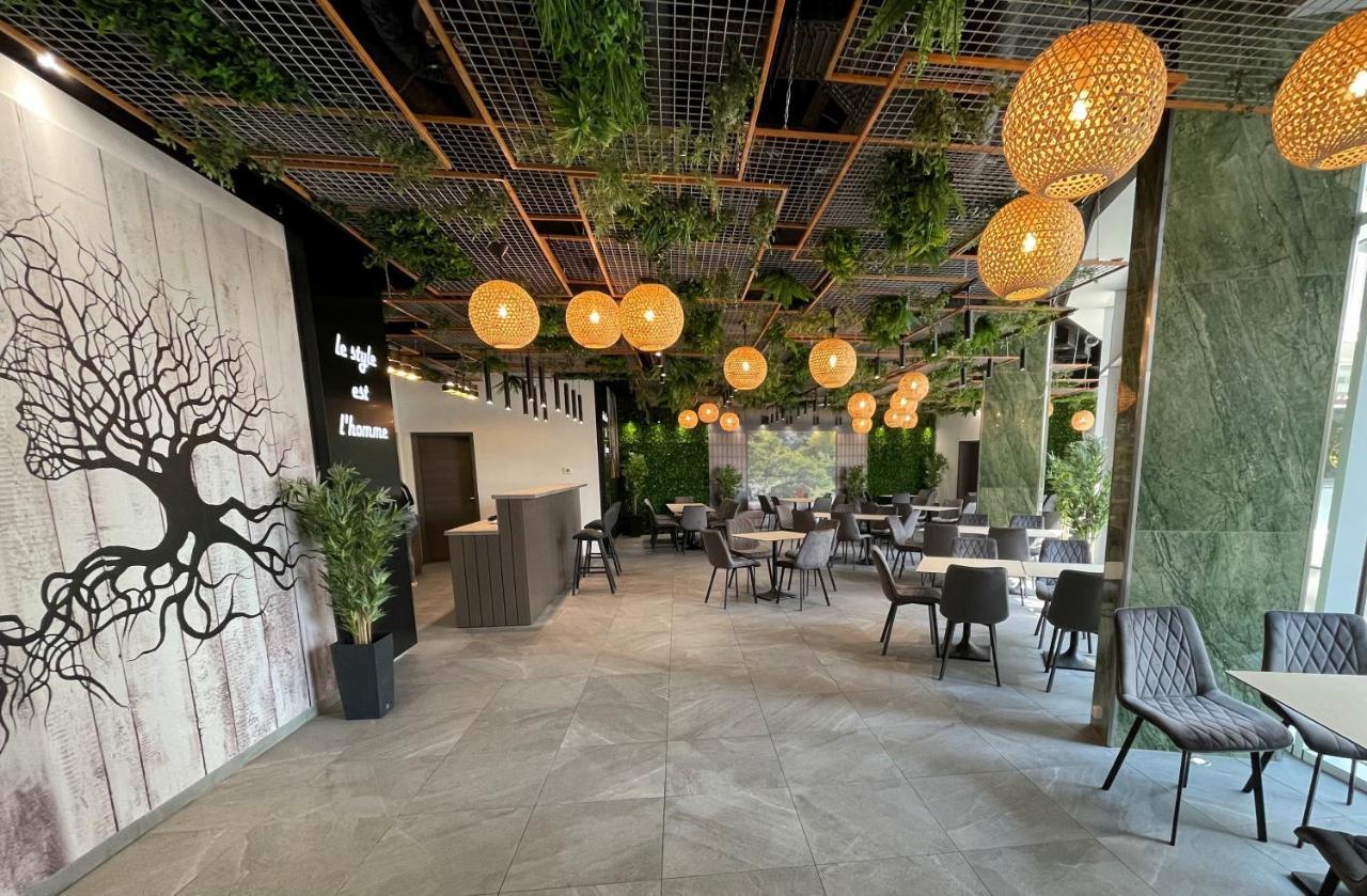 Parizs Garden Apartments Ντέμπρετσεν Εξωτερικό φωτογραφία